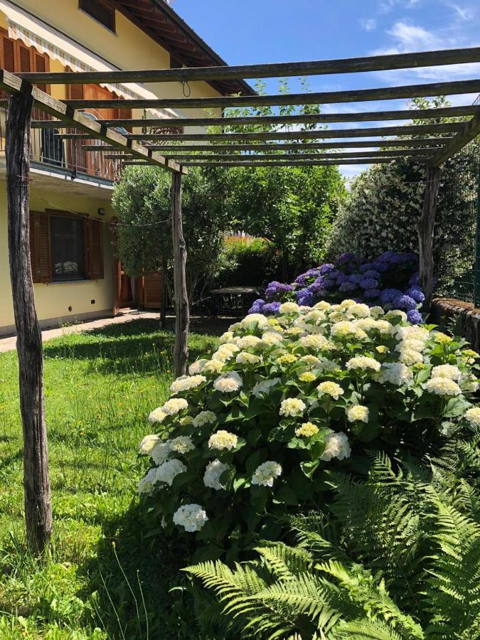 The Children Smile- With Private Garden Colico