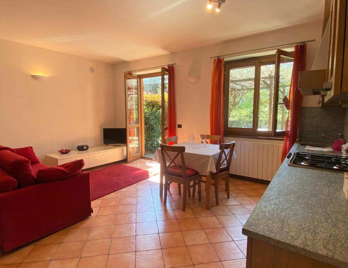 Apartamento The Children Smile- With Private Garden Colico